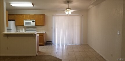 870 Florence Ave in Bullhead City, AZ - Building Photo - Building Photo