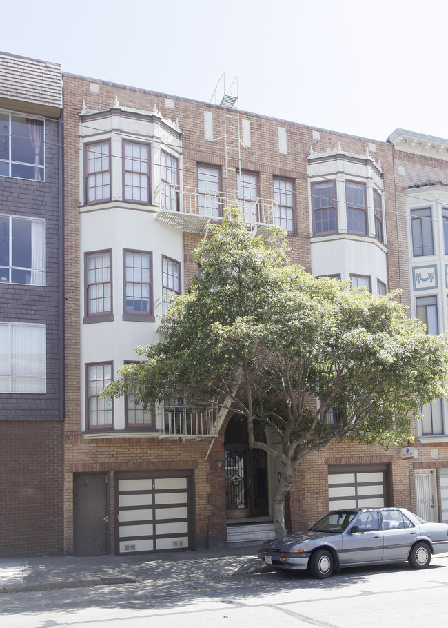 1555 Chestnut in San Francisco, CA - Building Photo - Building Photo