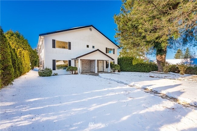 property at 1301 Mitchell Ave