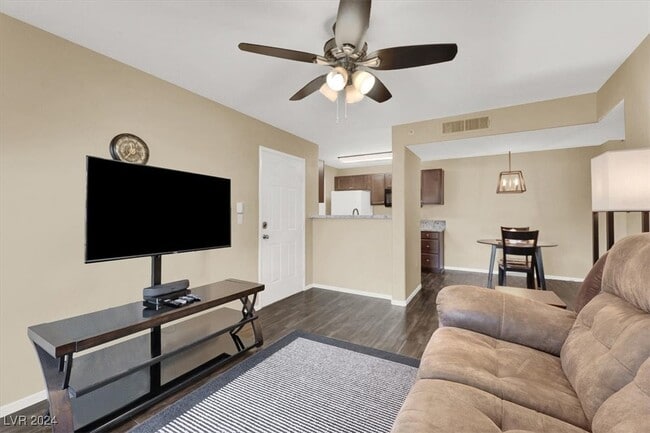 property at 950 Seven Hills Dr