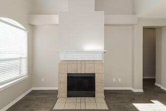 539 W Metcalfe St in Hutto, TX - Foto de edificio - Building Photo