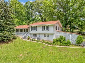 83 Summit Ridge Cir SE in Cartersville, GA - Building Photo