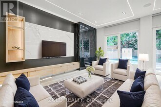 151 Dewbourne Ave in Toronto, ON - Building Photo - Building Photo