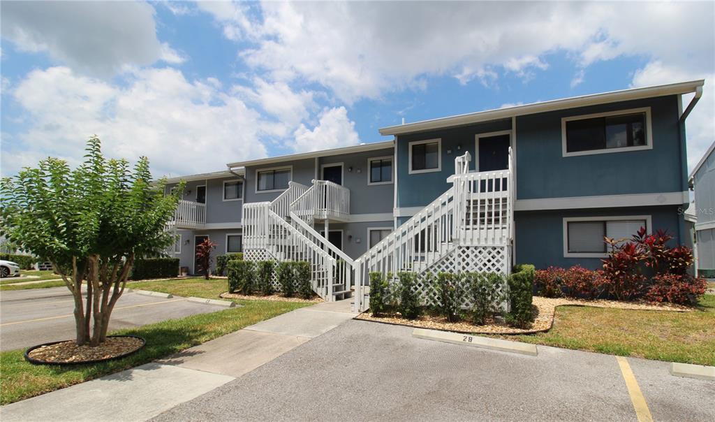 6033 34th St W in Bradenton, FL - Building Photo