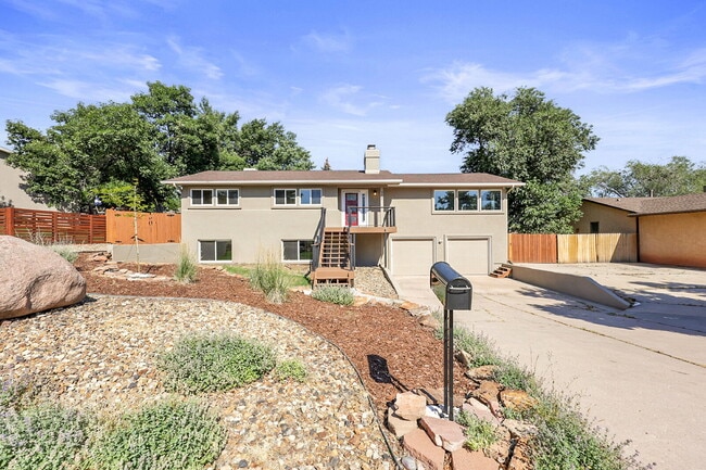 property at 332 Crystal Hills Blvd