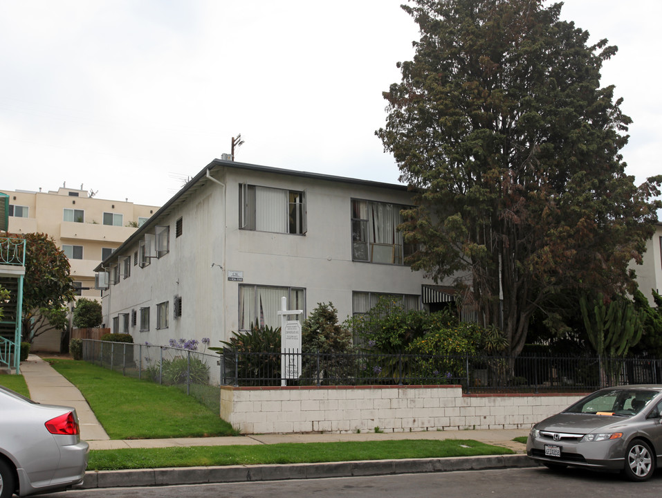 1230 S Westgate Ave in Los Angeles, CA - Building Photo