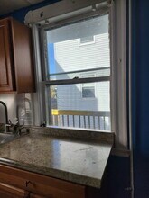 97 Gilman St, Unit 4 in Somerville, MA - Building Photo - Building Photo