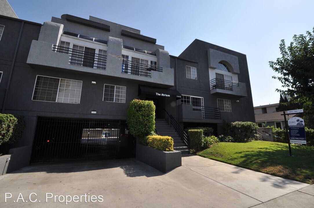 11416 Albers St in Los Angeles, CA - Building Photo