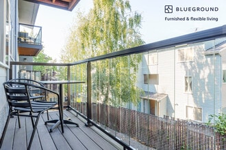 3811 13th Ave W in Seattle, WA - Building Photo - Building Photo