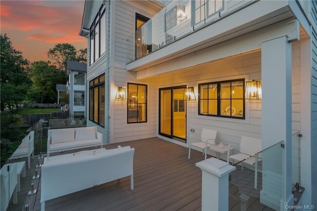 184 Soundview Ave in Rye, NY - Building Photo - Building Photo