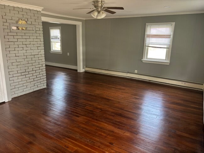 17 Tennent Ave in Englishtown, NJ - Building Photo - Building Photo