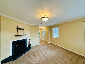 4157 Spirea Dr in Wilmington, NC - Building Photo - Building Photo