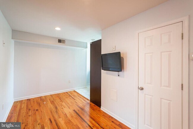 property at 1116 Pine St
