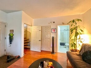 233 W 121st St in New York, NY - Building Photo - Building Photo