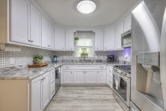 204 Hogan Ln in Columbia, TN - Building Photo - Building Photo