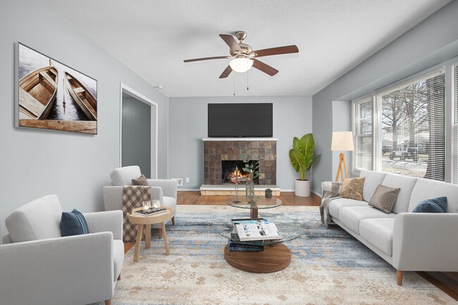 property at 908 SW 6th St