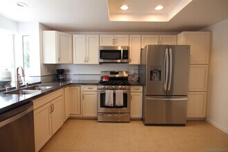 7642 Goode St in San Diego, CA - Building Photo - Building Photo