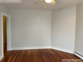 3 Carson St, Unit #1 in Boston, MA - Building Photo - Building Photo