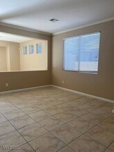 2640 Spruce Creek Dr in Las Vegas, NV - Building Photo - Building Photo