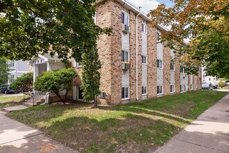 2800 Colfax in Minneapolis, MN - Foto de edificio - Building Photo