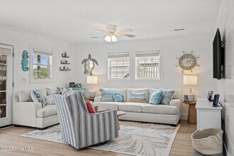 2660 Island Dr in North Topsail Beach, NC - Building Photo - Building Photo