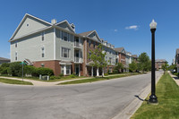 Town Commons Apartments in Howell, MI - Foto de edificio - Building Photo