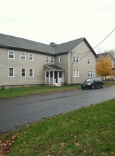 49 Tappan St in Baldwinsville, NY - Building Photo - Building Photo