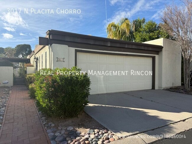 3017 Placita Chorro