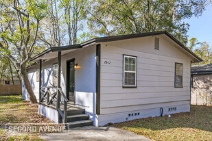 2012 W 6th St in Jacksonville, FL - Building Photo