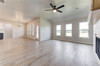 2429 Creekside Cir in Oklahoma City, OK - Building Photo - Building Photo