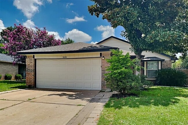 property at 9606 Yearling Cir