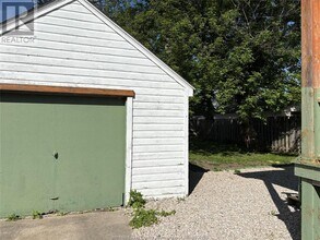 855 EDWARD in Windsor, ON - Building Photo - Building Photo
