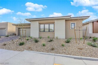 11049 Concord Vly Dr in Las Vegas, NV - Building Photo - Building Photo