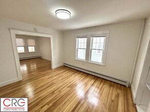 119 Bailey Rd, Unit 1 in Somerville, MA - Building Photo - Building Photo