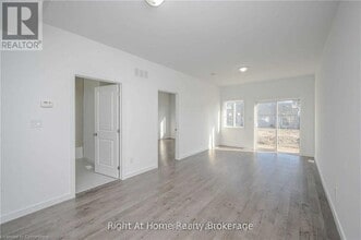 400 Alberta St in Welland, ON - Building Photo - Building Photo