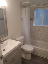 8848 W Jewell Ave, Unit 1 in Lakewood, CO - Building Photo - Building Photo