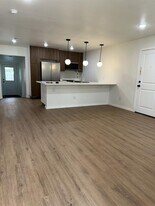 305 Rowland Dr in Austin, TX - Building Photo