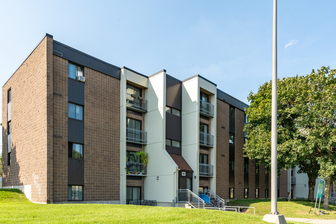 445 Papineau Rue in Québec, QC - Building Photo