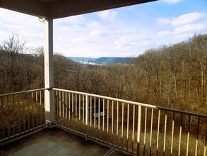 664 Rivers Breeze Dr in Ludlow, KY - Foto de edificio - Building Photo