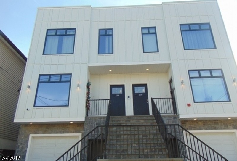 108 Mill St in Paterson, NJ - Building Photo