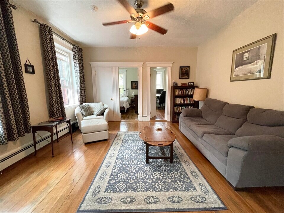 50 Staniford St in Boston, MA - Foto de edificio