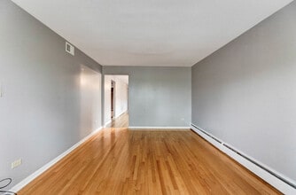 4634 W 47th St in Chicago, IL - Building Photo - Building Photo