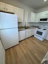 409 N 3 1/2 Ave in Hopewell, VA - Building Photo - Building Photo