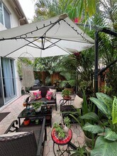 11182 NW 73rd Terrace in Doral, FL - Building Photo - Building Photo