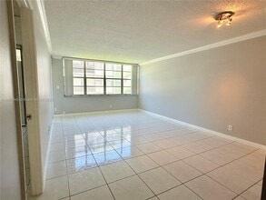 2781 Taft St in Hollywood, FL - Building Photo - Building Photo