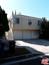 10502 Ayres Ave in Los Angeles, CA - Building Photo - Building Photo