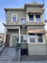 1772 27th Ave in Oakland, CA - Building Photo - Primary Photo