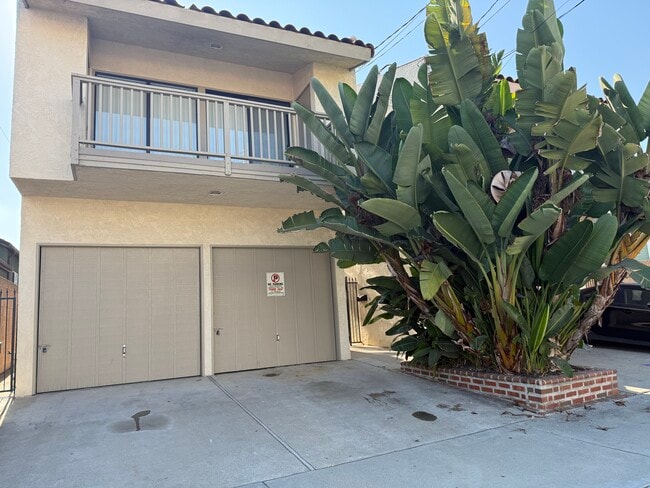 property at 2929 S Pacific Ave