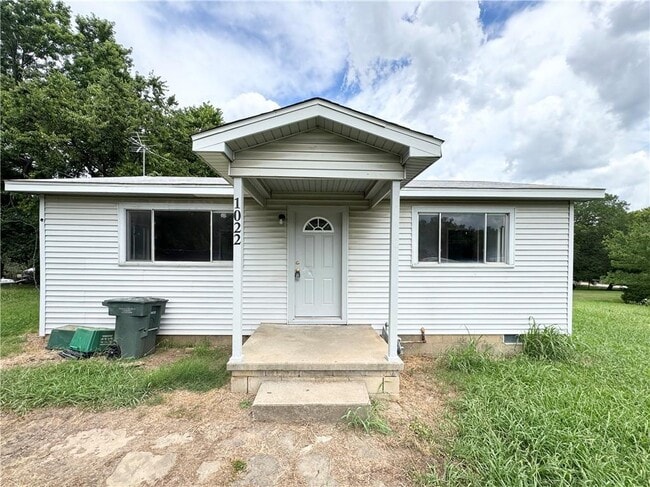 1022 Pettigrew St in Fayetteville, AR - Building Photo - Building Photo