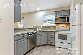 1026 W Coffin St in Denison, TX - Building Photo - Building Photo